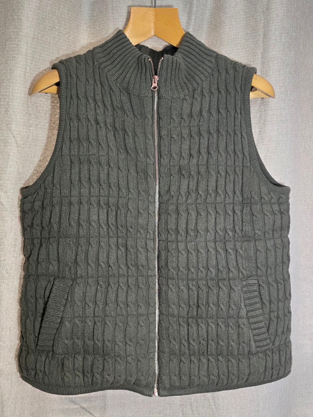 Talbots Womens M Cable-Knit Zip Vest -Puffer Lining NWT -Olive Green Fall Vibes